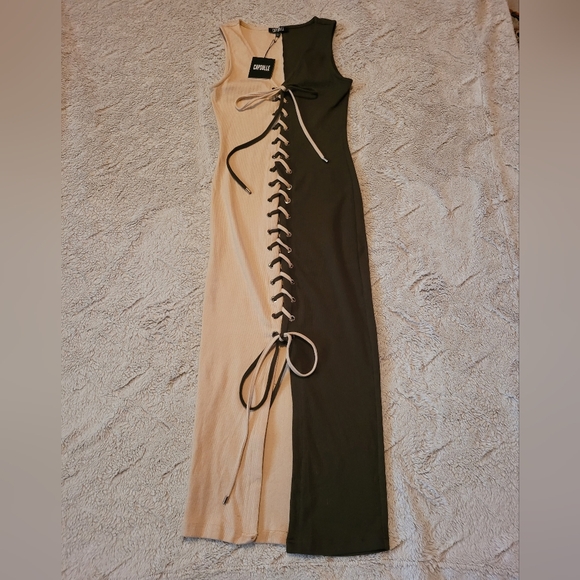 Capsulle Lace Front Bodycon Midi Dress - Picture 2 of 8